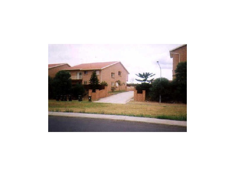 5/21 Gilchrist Drive, Englorie Park NSW 2560