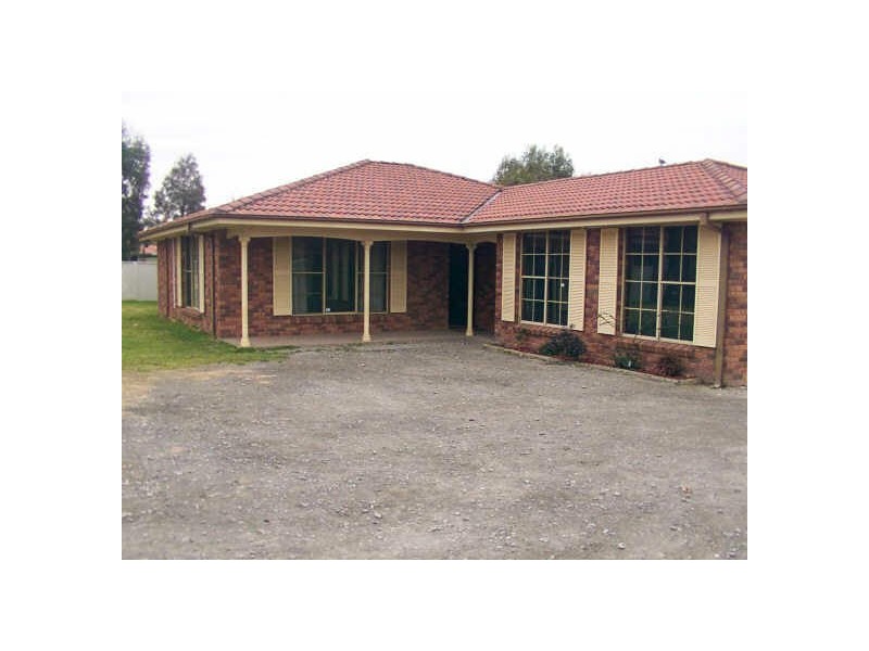 203 Gould Road, Eagle Vale NSW 2558