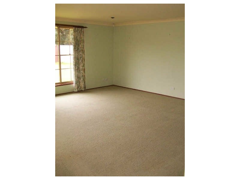 203 Gould Road, Eagle Vale NSW 2558