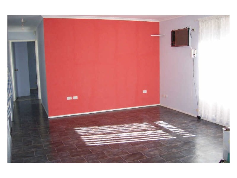 28 Melba Place, St Helens Park NSW 2560