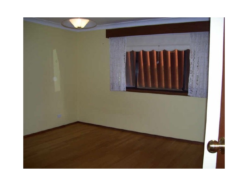 18 Codlin Street, Ambarvale NSW 2560