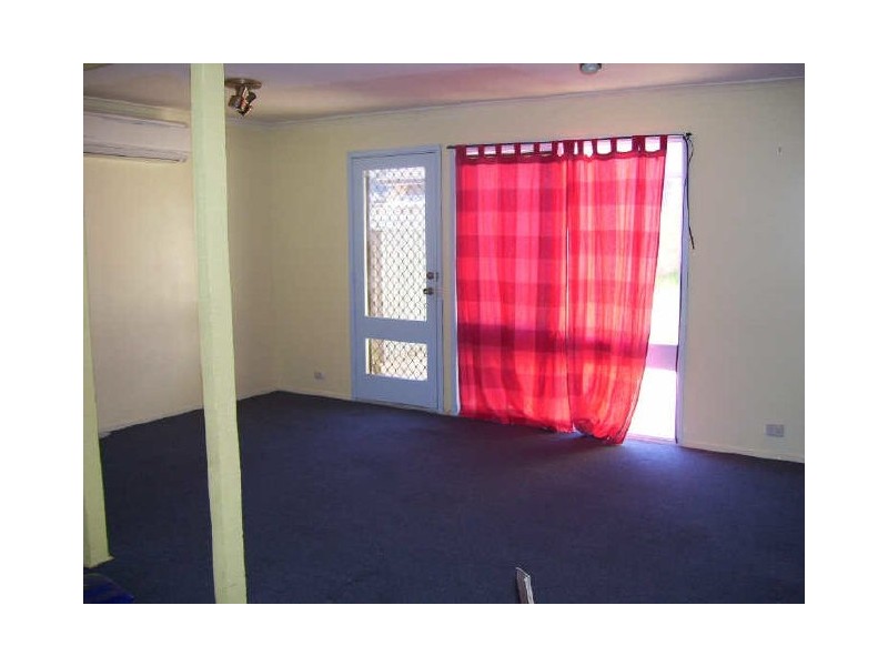 8/15 Stringybark Place, Bradbury NSW 2560