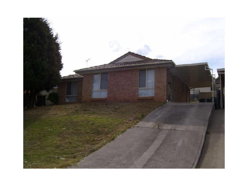 102 Gould Road, Eagle Vale NSW 2558