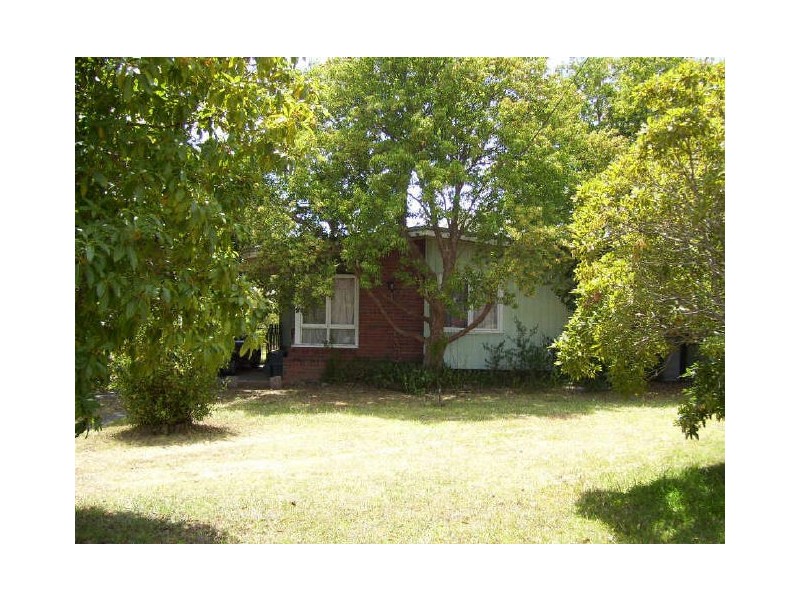 100 Angle Road, Leumeah NSW 2560