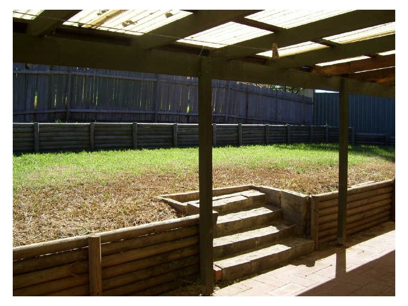 17 Copperfield Drive, Ambarvale NSW 2560