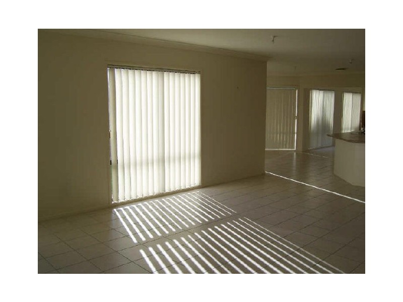 42 John Kidd Drive, Blair Athol NSW 2560