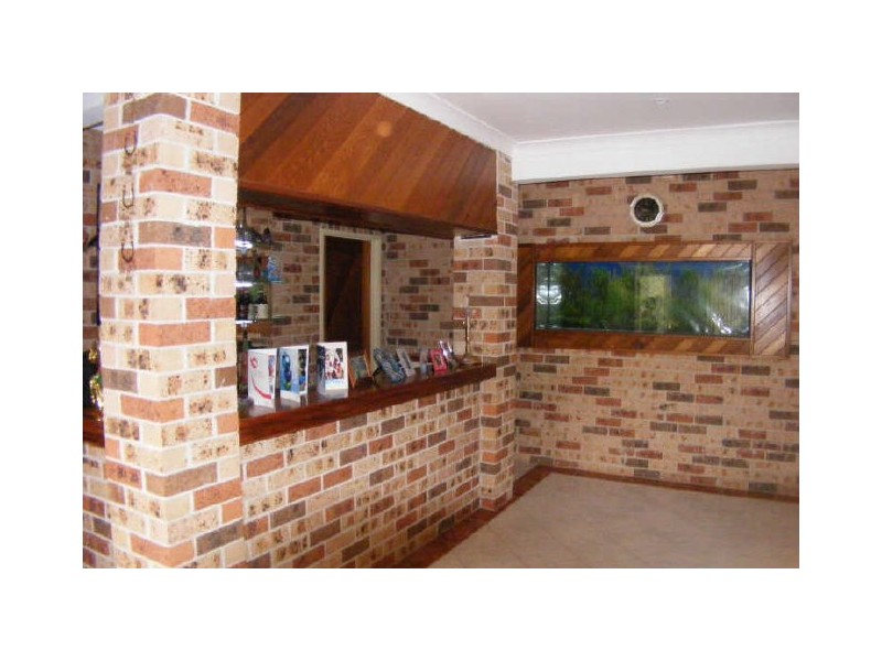 17 Mantalini Street, Ambarvale NSW 2560