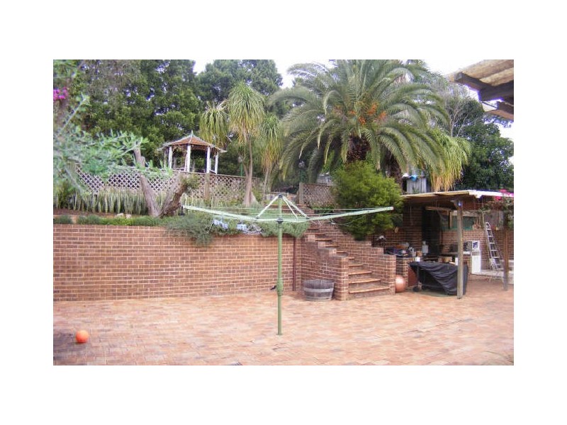 17 Mantalini Street, Ambarvale NSW 2560