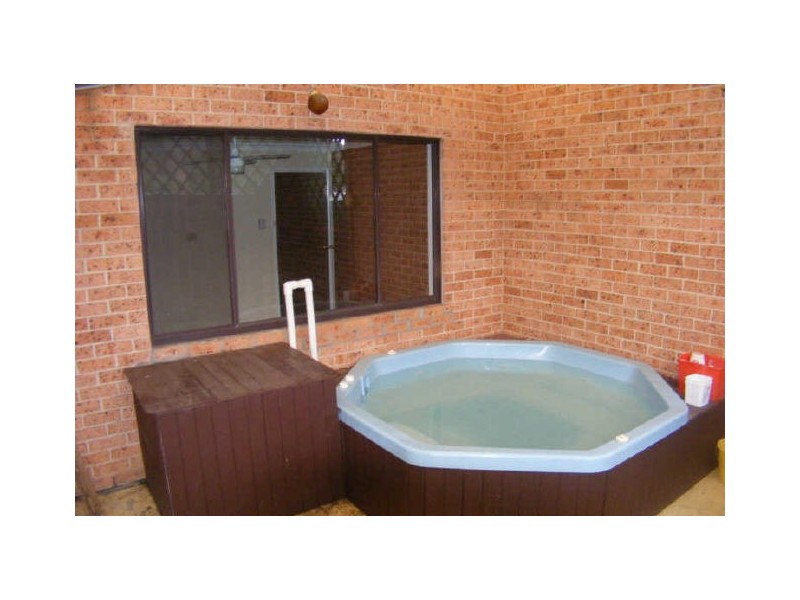 11/9/ Cotula Place, Macquarie Fields NSW 2564