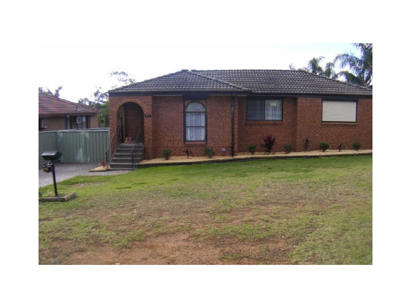 65 Demetrius Road, Rosemeadow NSW 2560