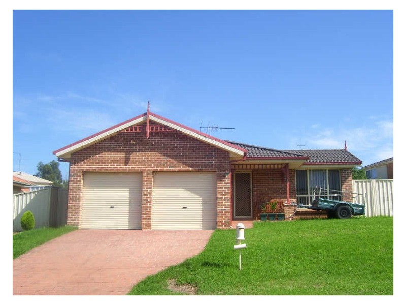 43 Baynton Street, St Helens Park NSW 2560