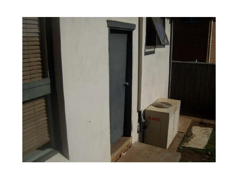 238 St Johns Rd, Bradbury NSW 2560