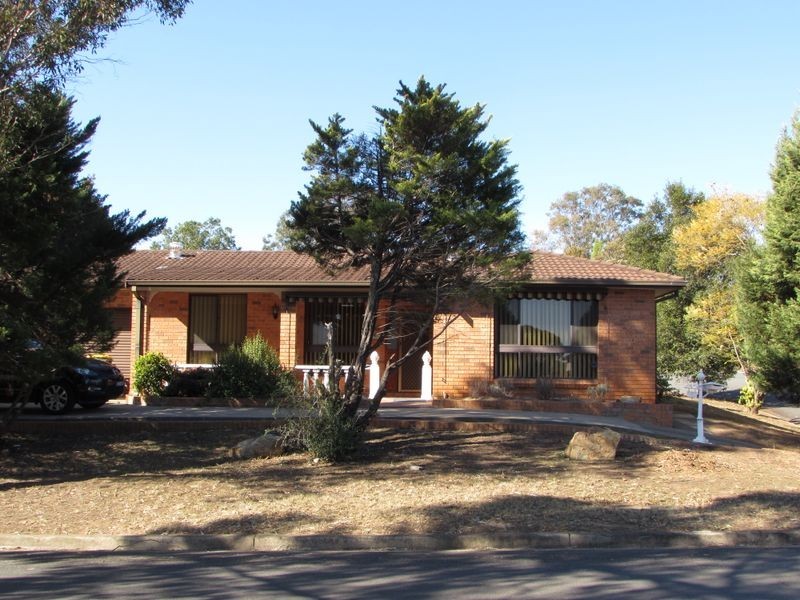 1 Coll Place, St Andrews NSW 2566