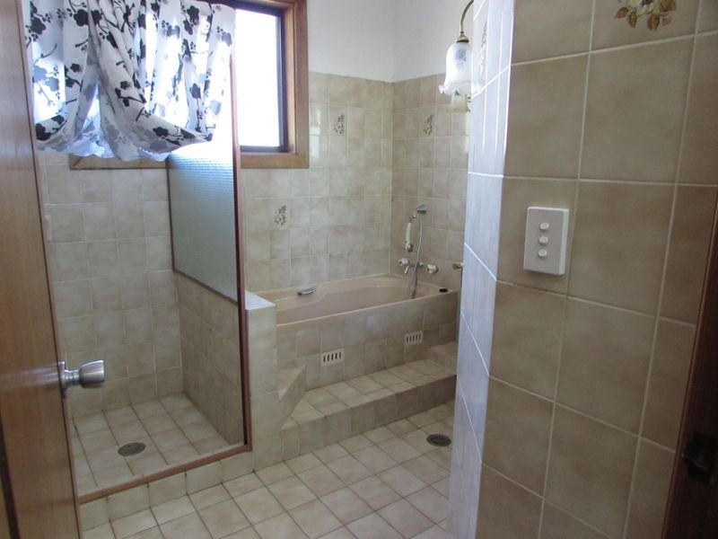 1 Coll Place, St Andrews NSW 2566