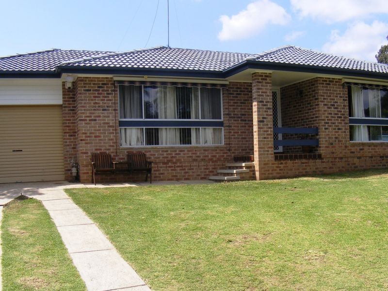 28 Cudgegong Rd, Ruse NSW 2560