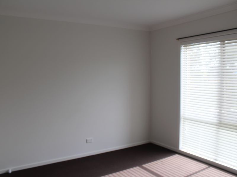 66A Hidcote Rd, Campbelltown NSW 2560