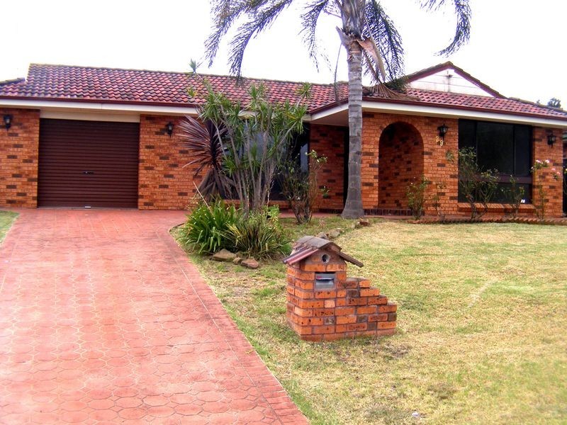 39 Goodsell St, Minto NSW 2566