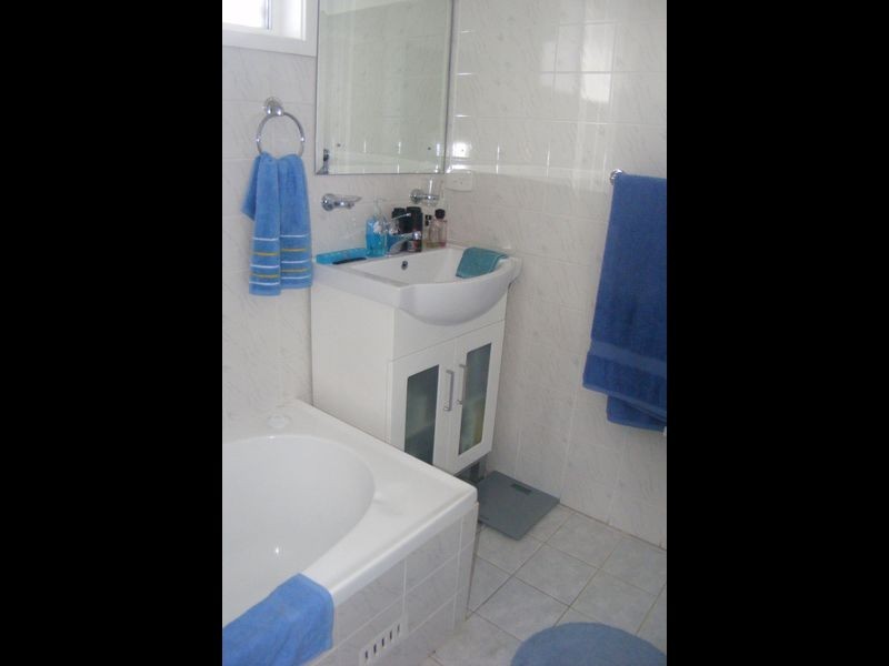 11 Startop Place, Ambarvale NSW 2560