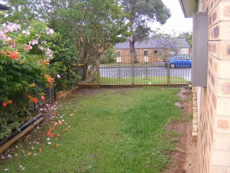 85 Greenoaks Ave, Bradbury NSW 2560