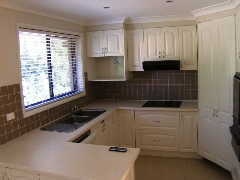 28 Stornoway Ave, St Andrews NSW 2566