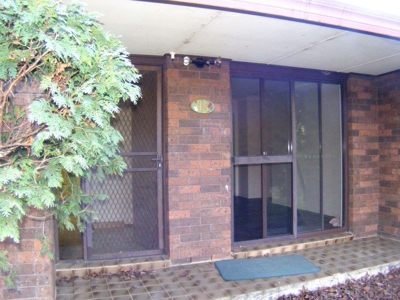 48 Chasselas Ave, Eschol Park NSW 2558