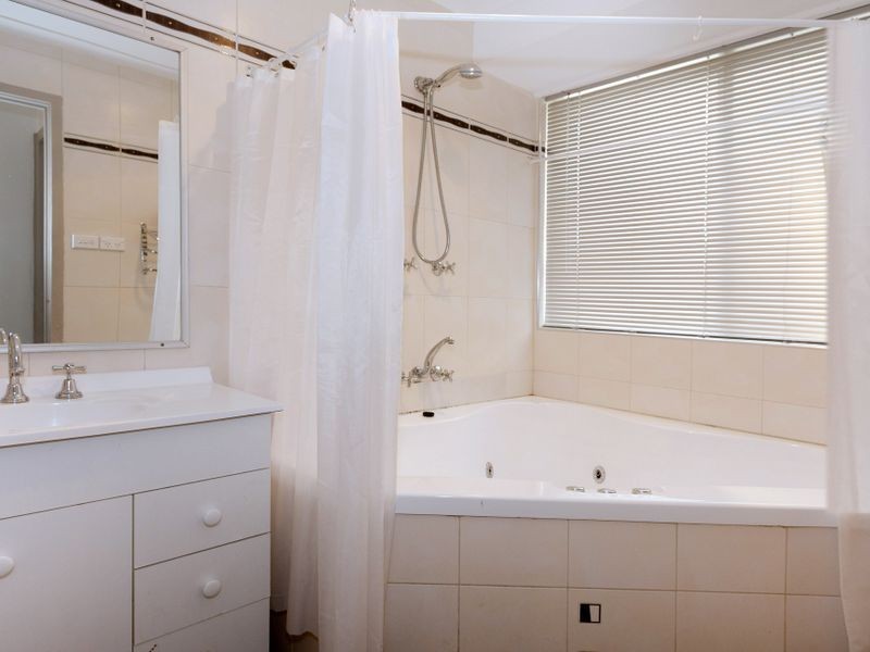69 Kellerman Dr, St Helens Park NSW 2560
