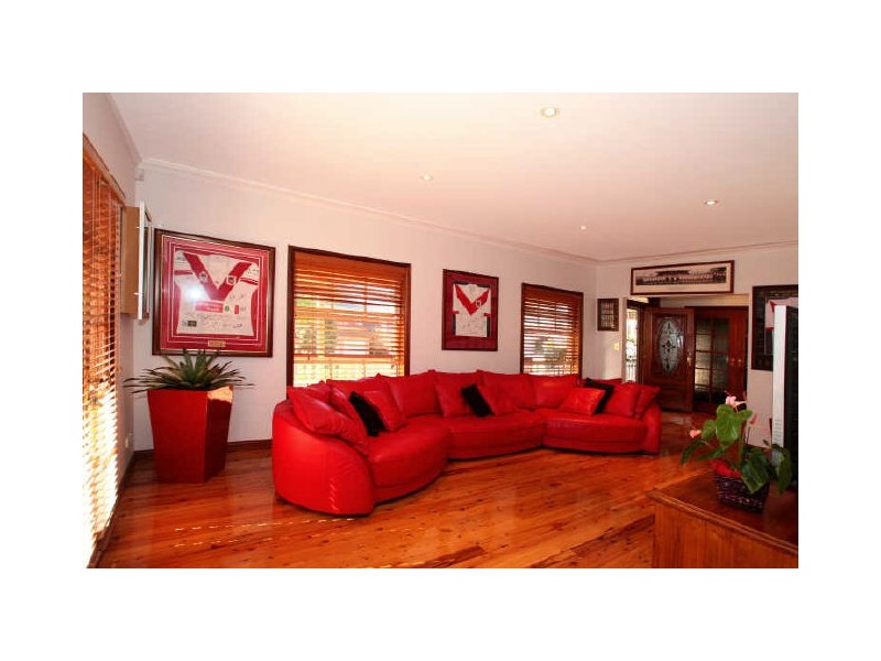 Glen Alpine NSW 2560