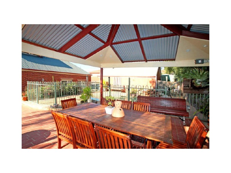 Glen Alpine NSW 2560