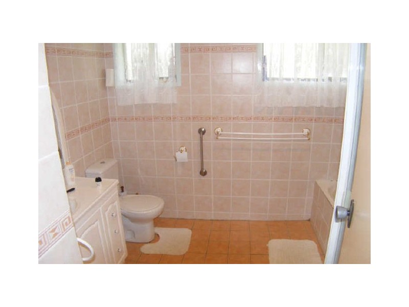 Ruse NSW 2560