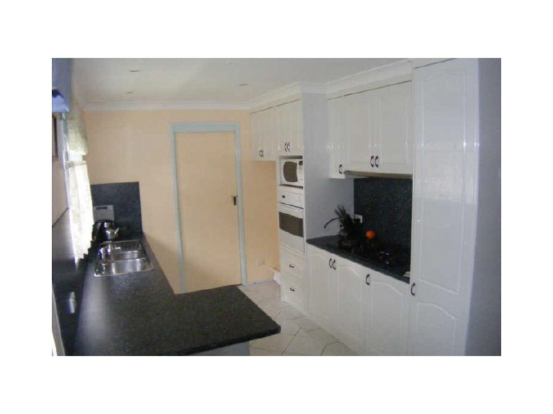 Ruse NSW 2560