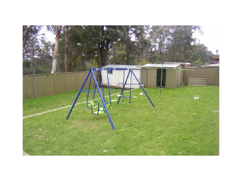 Ruse NSW 2560