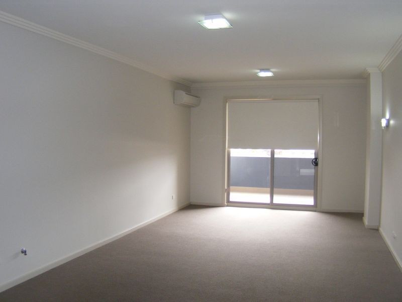 28/3-9 Warby St, Campbelltown NSW 2560