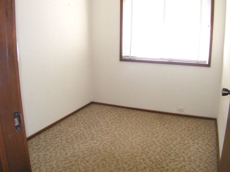 4/2A Condamine St, Campbelltown NSW 2560