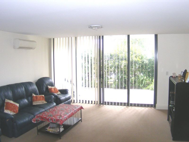 1D/541 Pembroke Rd, Leumeah NSW 2560