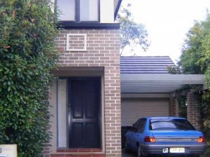 26 Paley St, Campbelltown NSW 2560