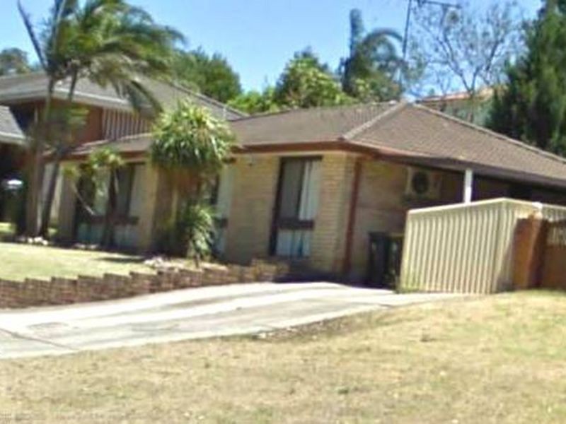 5 Topaz Pl, Eagle Vale NSW 2558