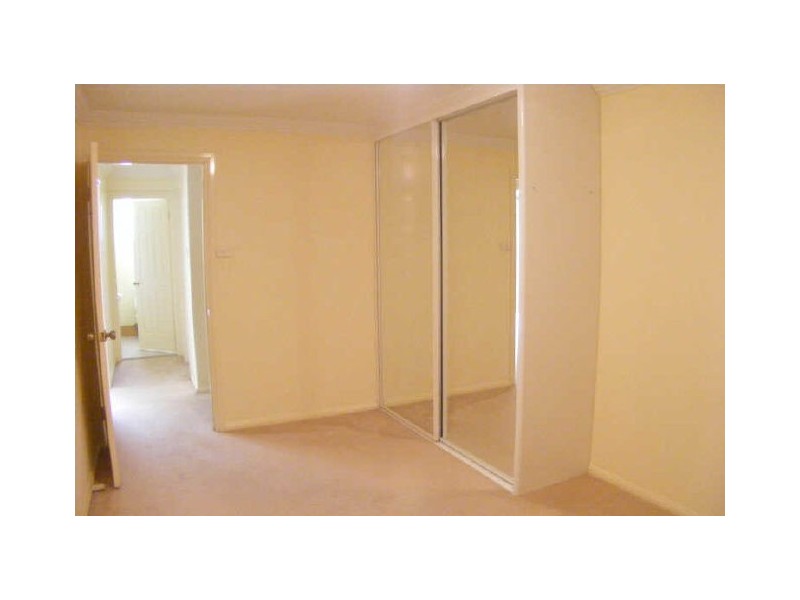 Bradbury NSW 2560