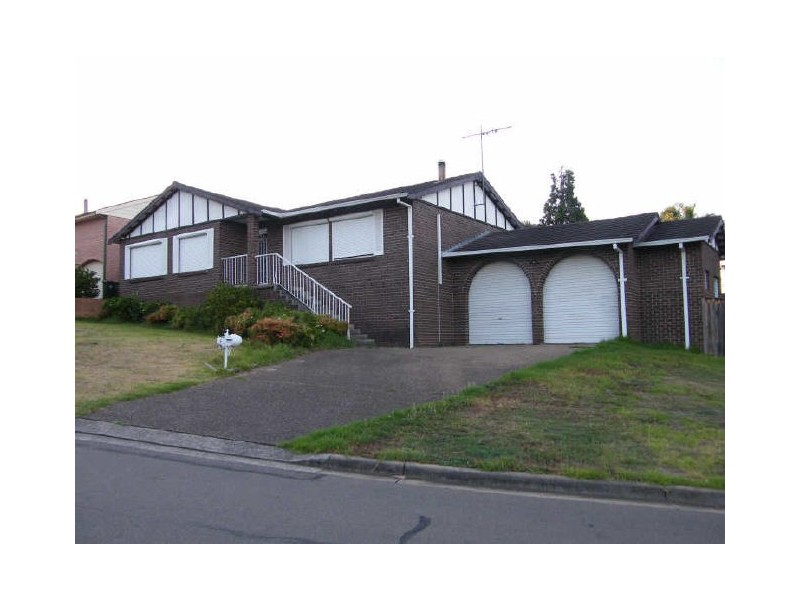 4 Bristol Avenue, Raby NSW 2566