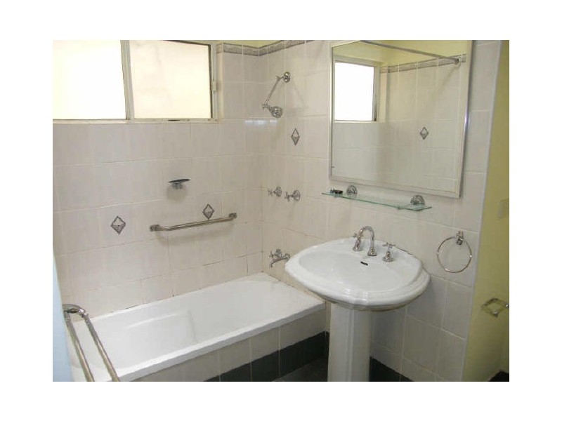 Bradbury NSW 2560