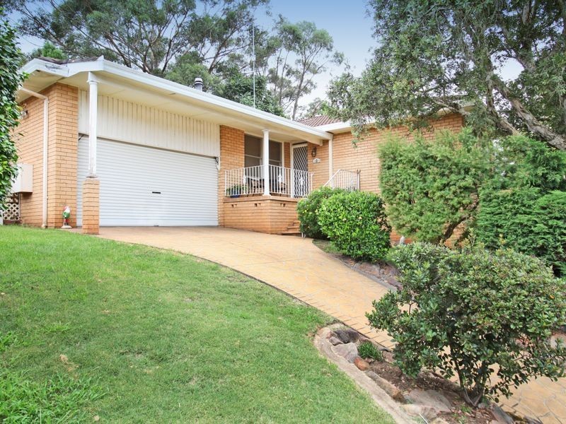 26 Kooloona Cres, Bradbury NSW 2560