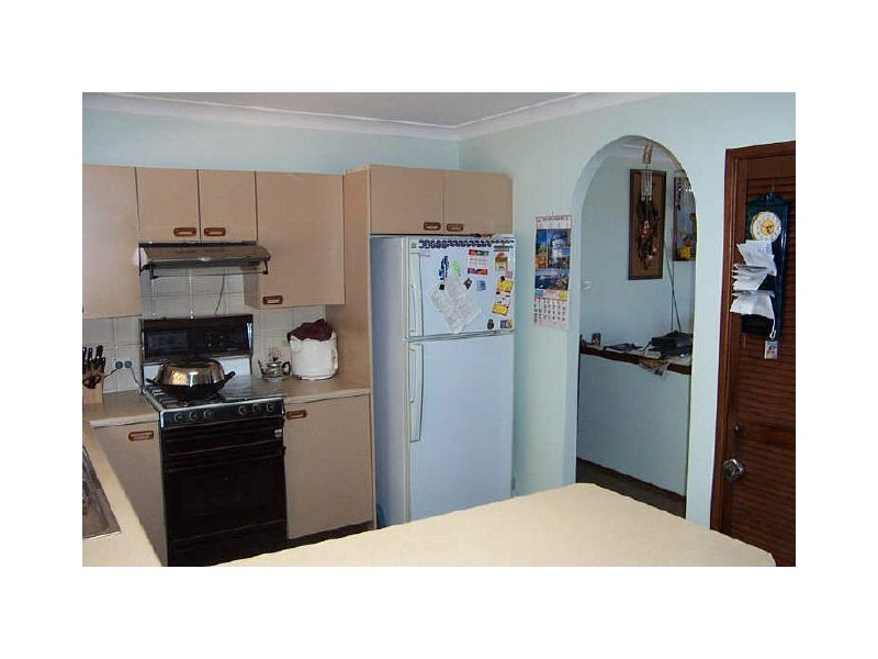 17 Mantalini Street, Ambarvale NSW 2560