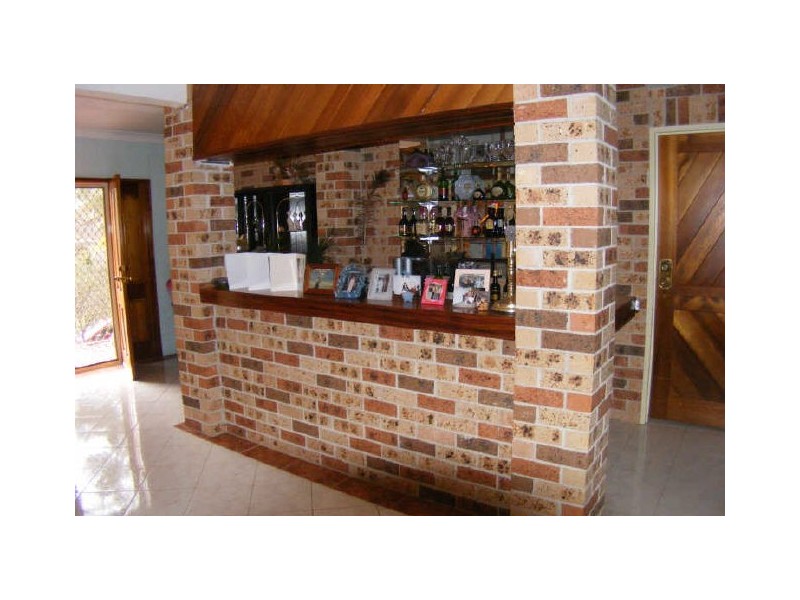 17 Mantalini Street, Ambarvale NSW 2560