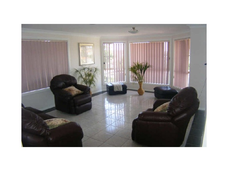 Glen Alpine NSW 2560