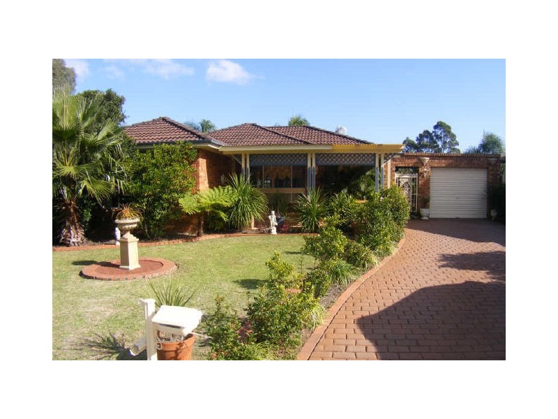 Ruse NSW 2560