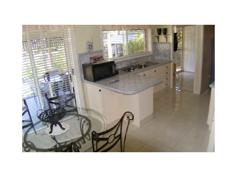 Ruse NSW 2560