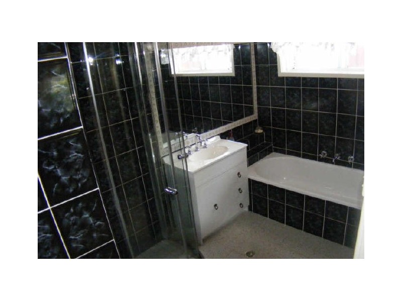 Ruse NSW 2560