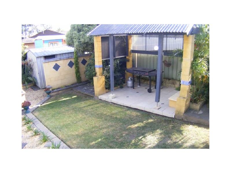 Ruse NSW 2560