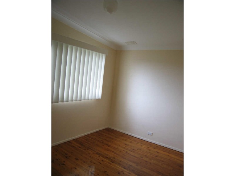 Bradbury NSW 2560