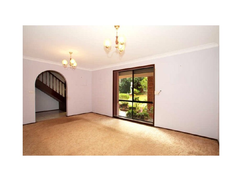 68 Aberdeen Road, St Andrews NSW 2566