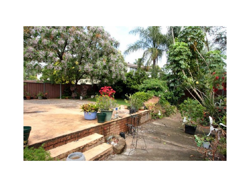 68 Aberdeen Road, St Andrews NSW 2566